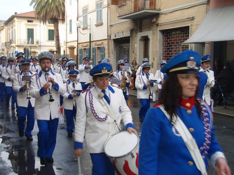 Ingrandisci la foto